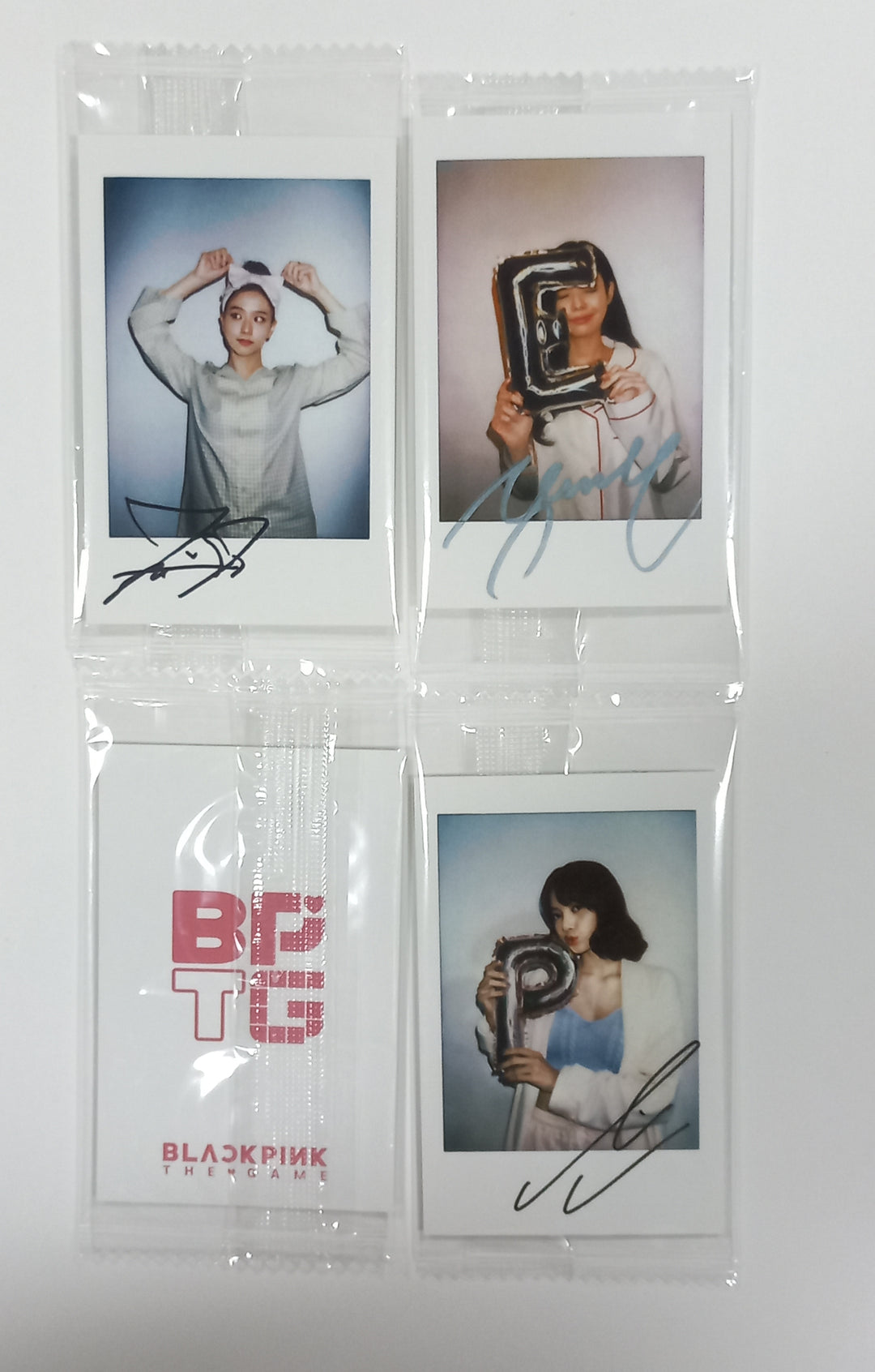 BLACKPINK "THE GAME PHOTOCARD COLLECTION" - Ktown4U Special Gift Event Polaroid Type Photocard [23.10.13] - HALLYUSUPERSTORE