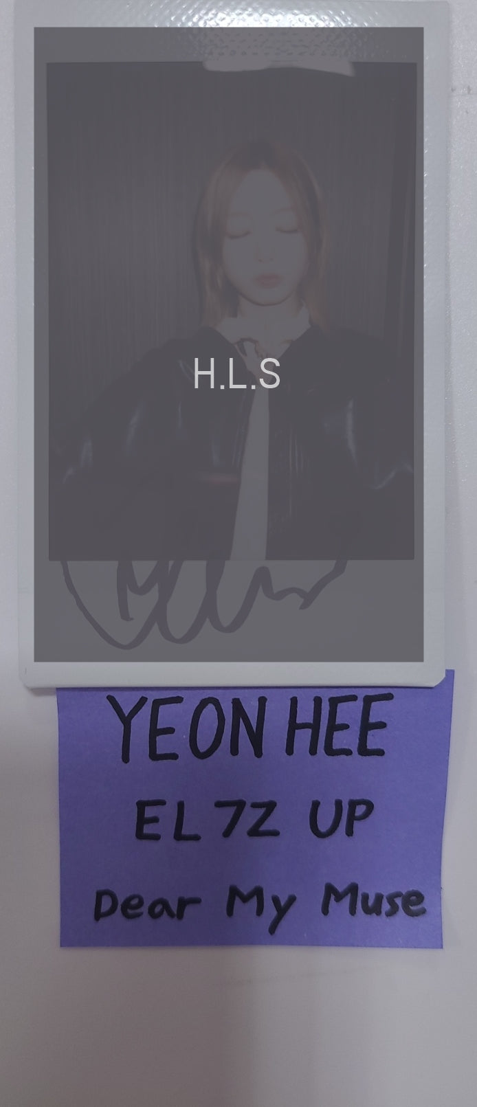 YEONHEE (Of EL7Z U+P) "7+UP" - Hand Autographed(Signed) Polaroid [23.10.17] - HALLYUSUPERSTORE