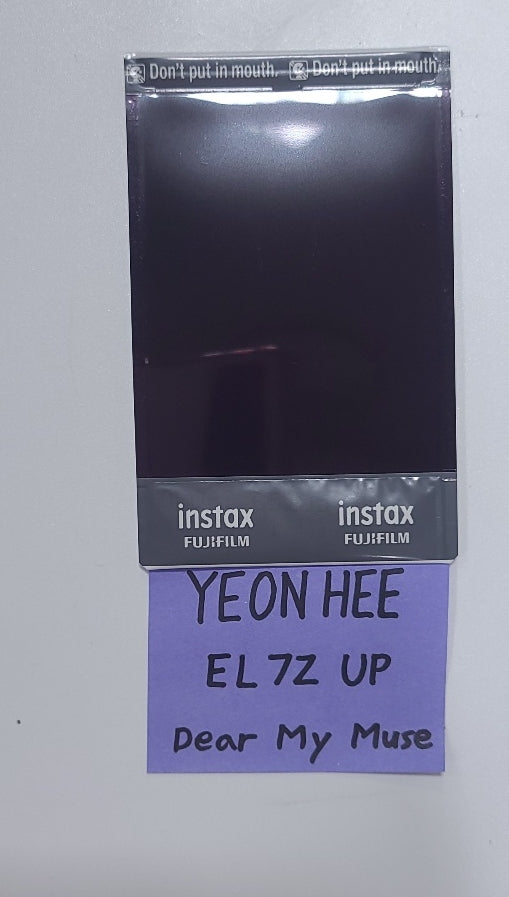 YEONHEE (Of EL7Z U+P) "7+UP" - Hand Autographed(Signed) Polaroid [23.10.17] - HALLYUSUPERSTORE