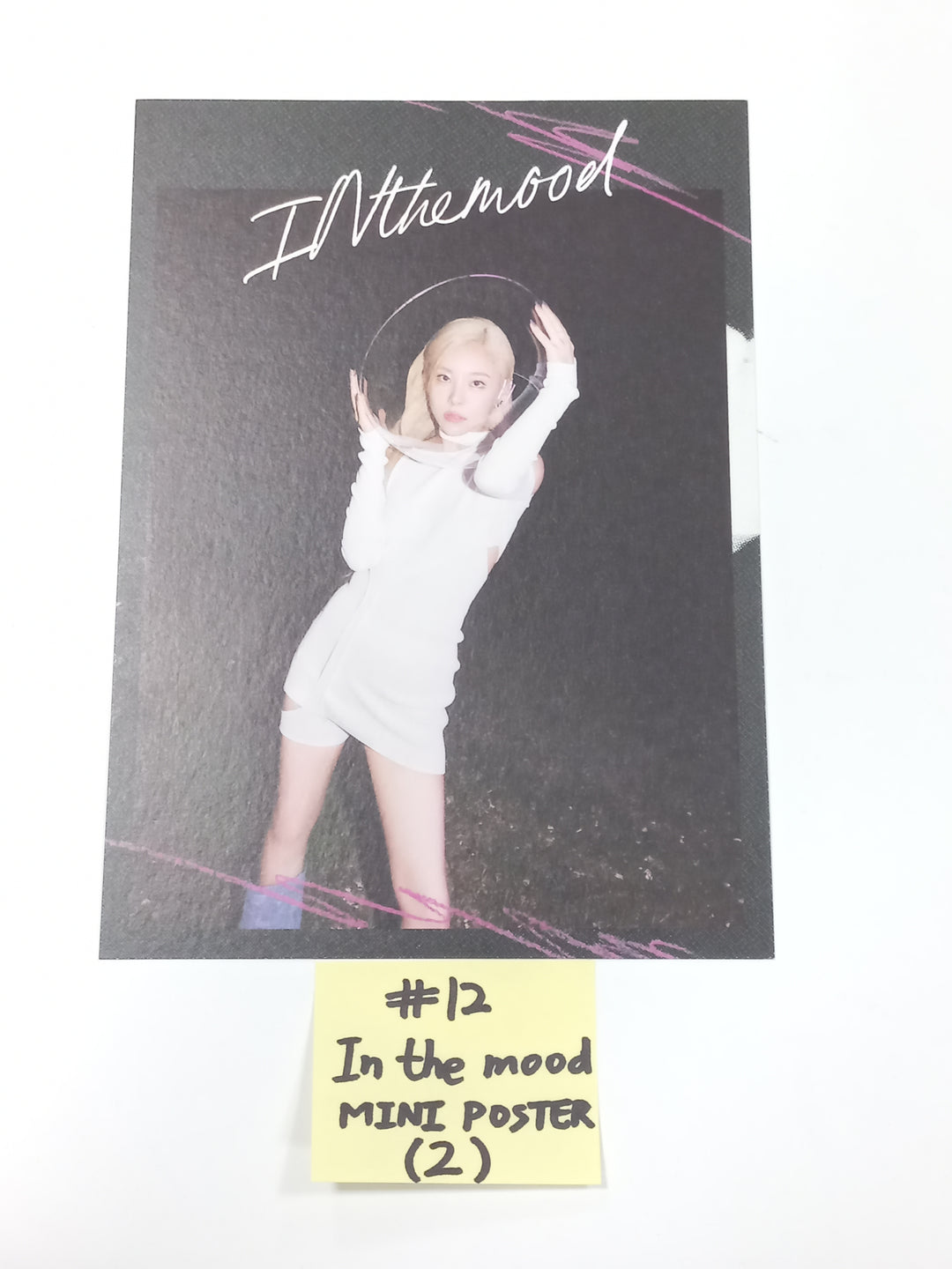 Whee In (Of Mamamoo) "IN the mood" - Official Photocard, Mini Poster [23.10.18] - HALLYUSUPERSTORE