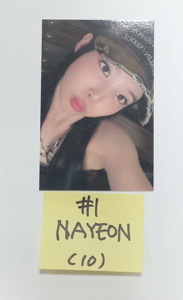 TWICE "Twice Records" 8th Anniversary - Pop-Up Store  Official Trading Photocard (1) [23.10.18] - HALLYUSUPERSTORE