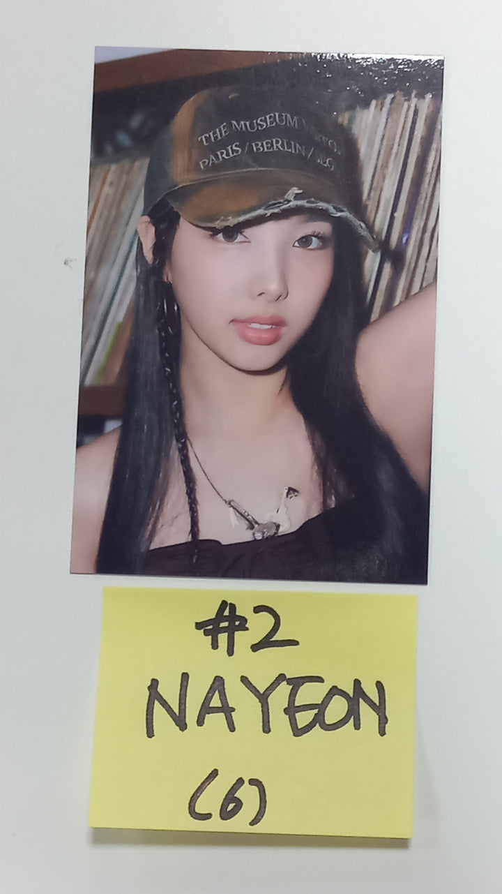 TWICE "Twice Records" 8th Anniversary - Pop-Up Store  Official Trading Photocard (1) [23.10.18] - HALLYUSUPERSTORE