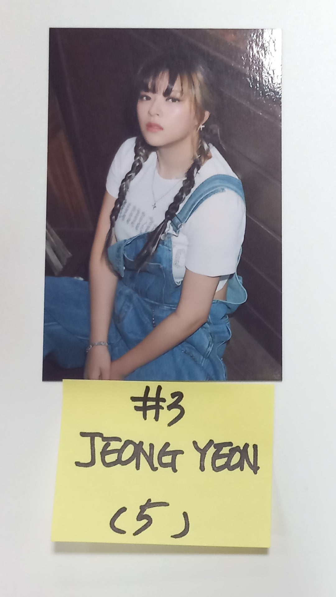 TWICE "Twice Records" 8th Anniversary - Pop-Up Store  Official Trading Photocard (1) [23.10.18] - HALLYUSUPERSTORE