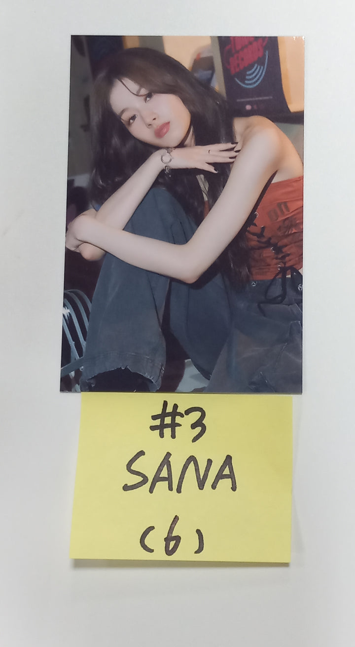 TWICE "Twice Records" 8th Anniversary - Pop-Up Store  Official Trading Photocard (1) [23.10.18] - HALLYUSUPERSTORE