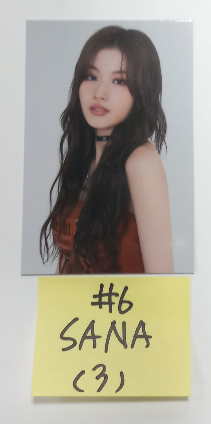 TWICE "Twice Records" 8th Anniversary - Pop-Up Store  Official Trading Photocard (1) [23.10.18] - HALLYUSUPERSTORE