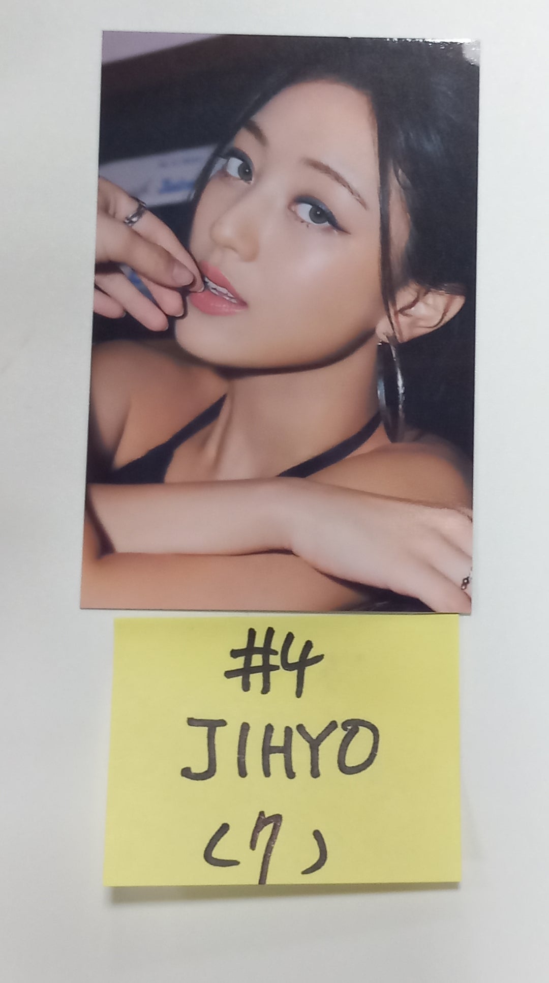 TWICE "Twice Records" 8th Anniversary - Pop-Up Store  Official Trading Photocard (2) [23.10.18] - HALLYUSUPERSTORE