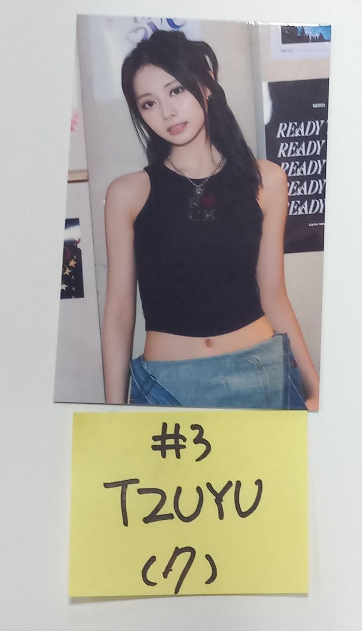 TWICE "Twice Records" 8th Anniversary - Pop-Up Store  Official Trading Photocard (2) [23.10.18] - HALLYUSUPERSTORE