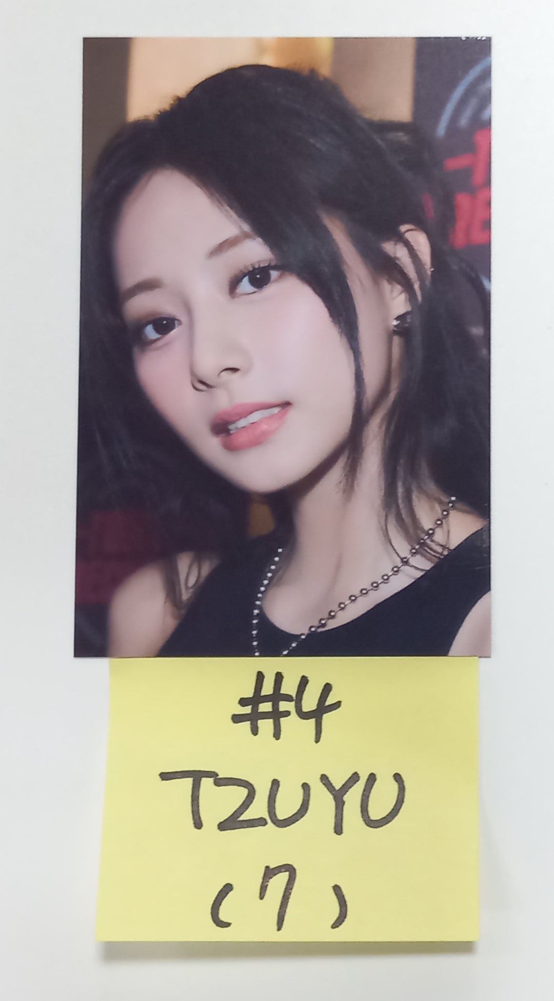 TWICE "Twice Records" 8th Anniversary - Pop-Up Store  Official Trading Photocard (2) [23.10.18] - HALLYUSUPERSTORE