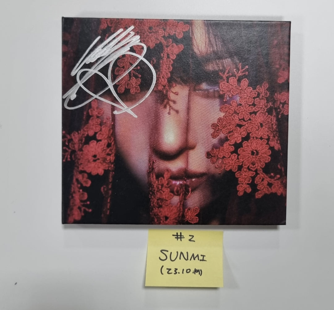 SUNMI "STRANGER" - Hand Autographed(Signed) Promo Album [23.10.19] - HALLYUSUPERSTORE