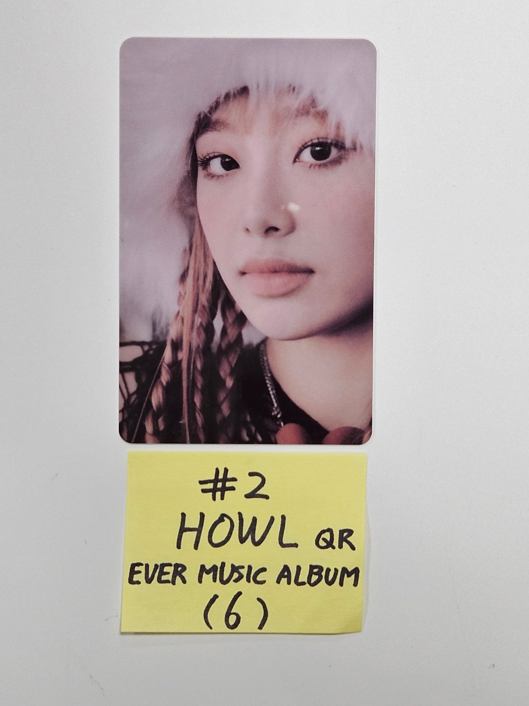 CHUU "Howl" - Official Photocard [Ever Music Album Ver.] [23.10.19] - HALLYUSUPERSTORE