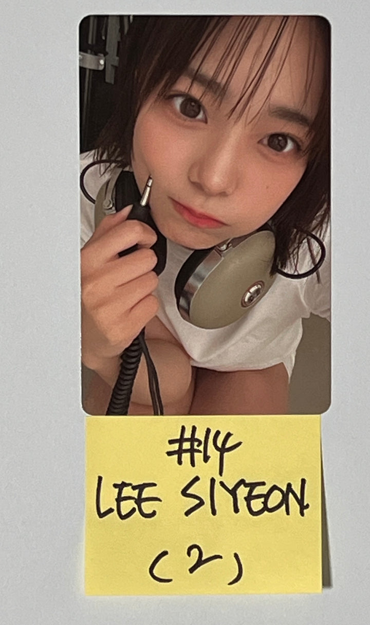 QWER "Harmony from Discord" - Official Photocard [23.10.23] - HALLYUSUPERSTORE