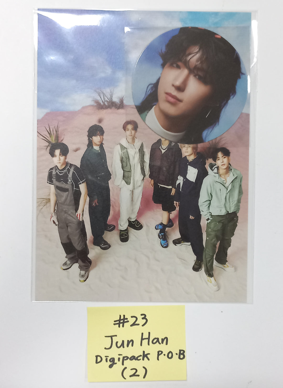 Xdinary Heroes "Livelock" - Official Photocard, Sticker [Digipack Ver.] [23.10.23] - HALLYUSUPERSTORE