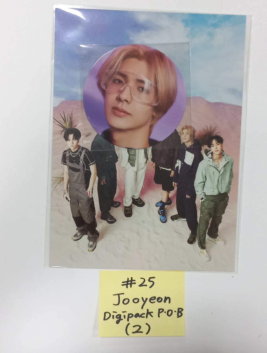 Xdinary Heroes "Livelock" - Official Photocard, Sticker [Digipack Ver.] [23.10.23] - HALLYUSUPERSTORE