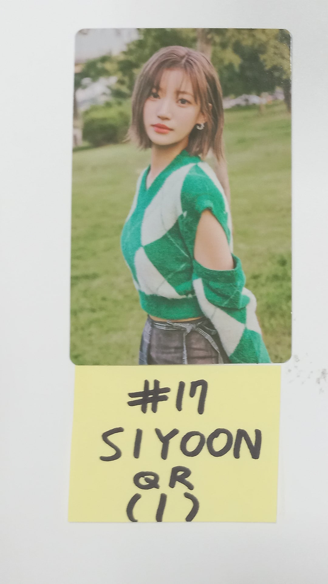 Billlie "side-B : memoirs of echo unseen" - Official Photocard [Poca Ver.] [23.10.25] - HALLYUSUPERSTORE