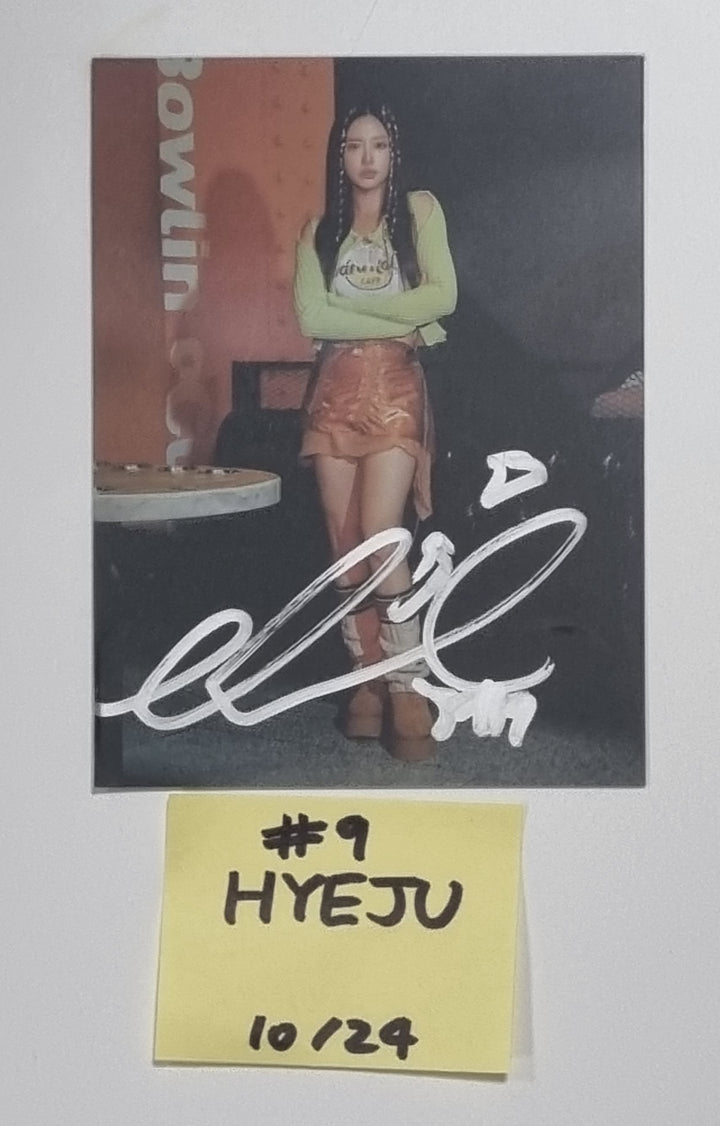 Loossemble "Loossemble" - A Cut Page From Fansign Event Album [23.10.25] - HALLYUSUPERSTORE