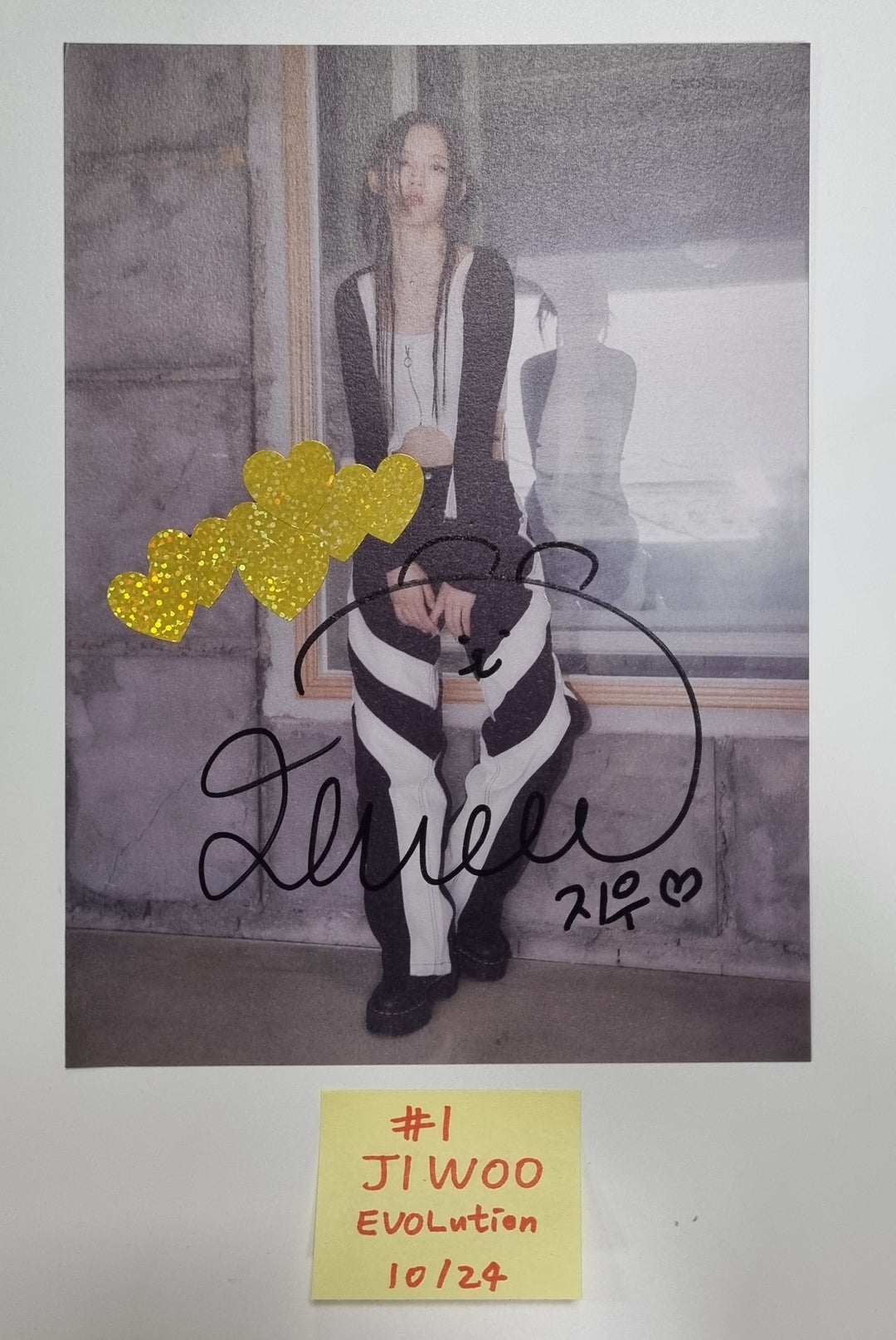 TripleS "EVOLution : Mujuk" - A Cut Page From Fansign Event Album [23.10.25] - HALLYUSUPERSTORE