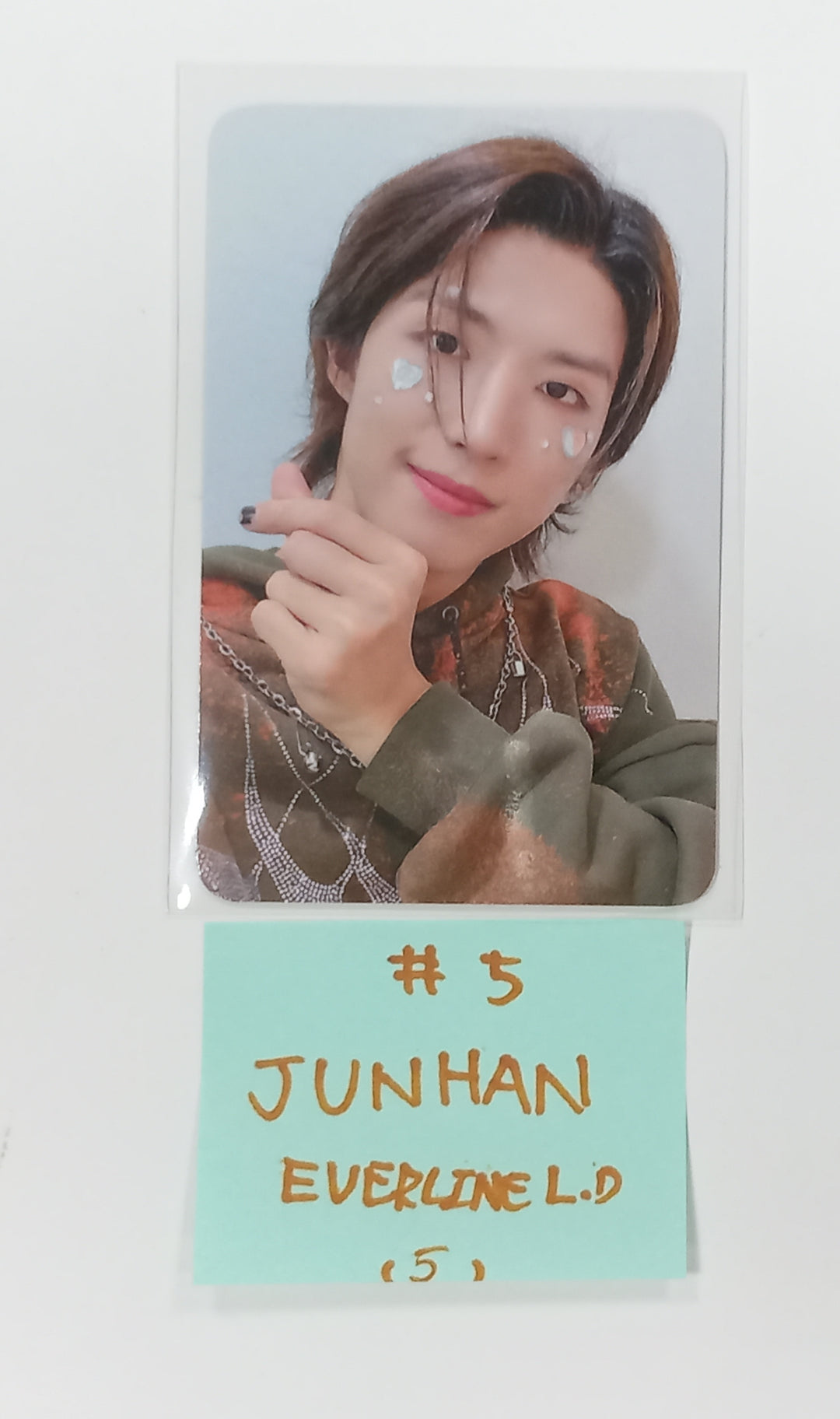 Xdinary Heroes "Livelock" - Everline Lucky Draw Event Photocard [23.10.27] - HALLYUSUPERSTORE