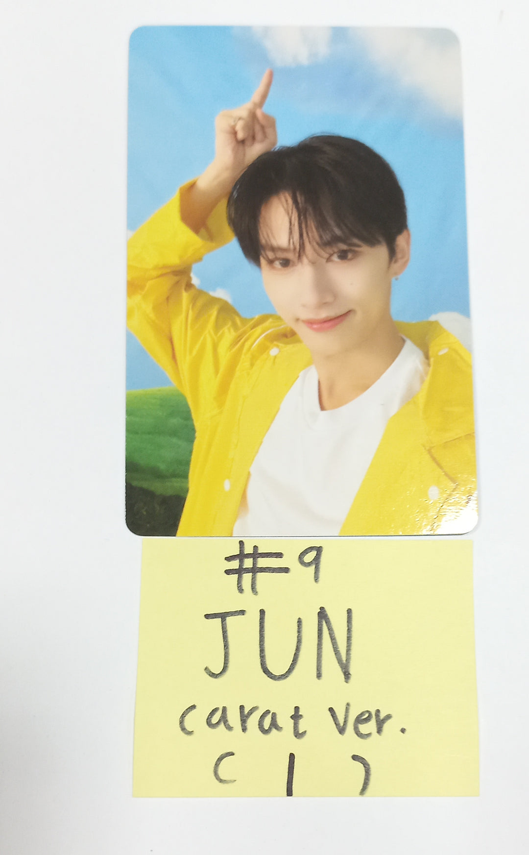 Seventeen - "Seventeenth Heaven" - Official Photocard [Carat Ver.] [23.10.27] - HALLYUSUPERSTORE