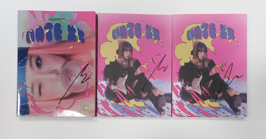 Yena "HATE XX" - Hand Autographed(Signed) Album [23.10.31] - HALLYUSUPERSTORE