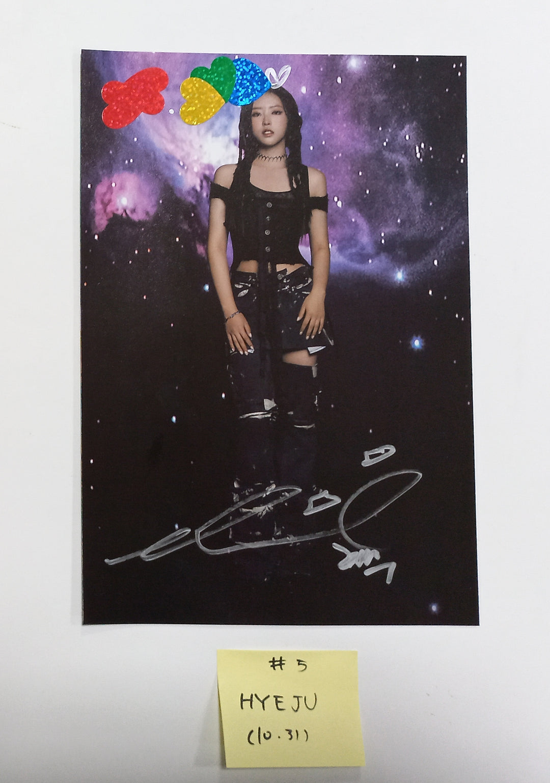 Loossemble "Loossemble" - A Cut Page From Fansign Event Album [23.10.31] - HALLYUSUPERSTORE