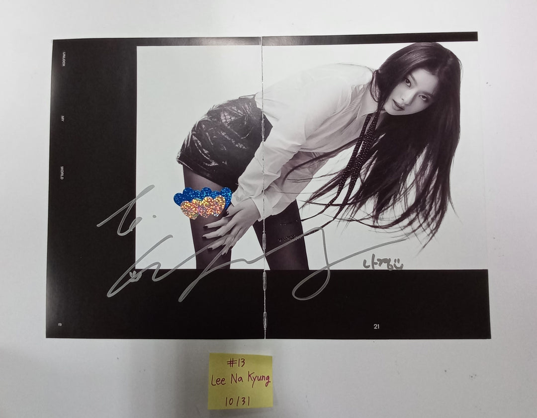 Fromis_9 "Unlock My World" - A Cut Page From Fansign Event Album [23.10.31] - HALLYUSUPERSTORE