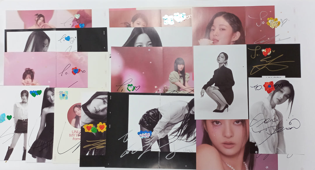 Fromis_9 "Unlock My World" - A Cut Page From Fansign Event Album [23.10.31] - HALLYUSUPERSTORE