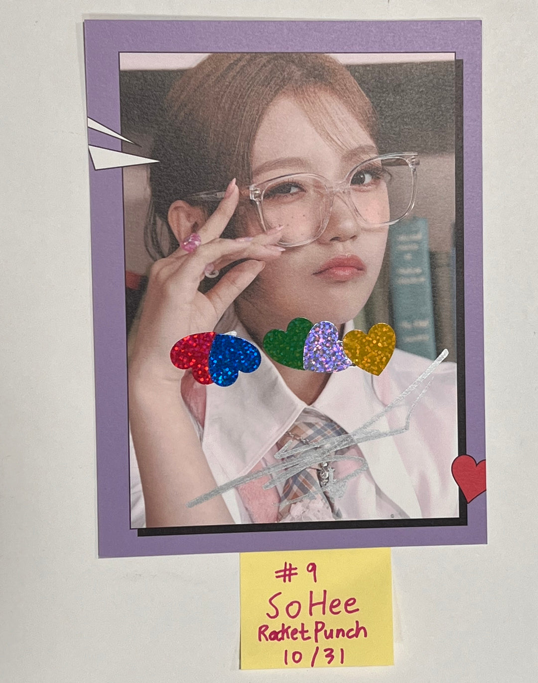 Kimsejeong, Chuu, Leechaeyeon, Kwoneunbi, Rocket Punch, StayC - A Cut Page From Fansign Event Album [23.10.31] - HALLYUSUPERSTORE