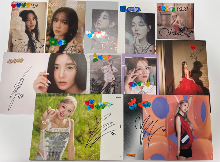 Kimsejeong, Chuu, Leechaeyeon, Kwoneunbi, Rocket Punch, StayC - A Cut Page From Fansign Event Album [23.10.31] - HALLYUSUPERSTORE