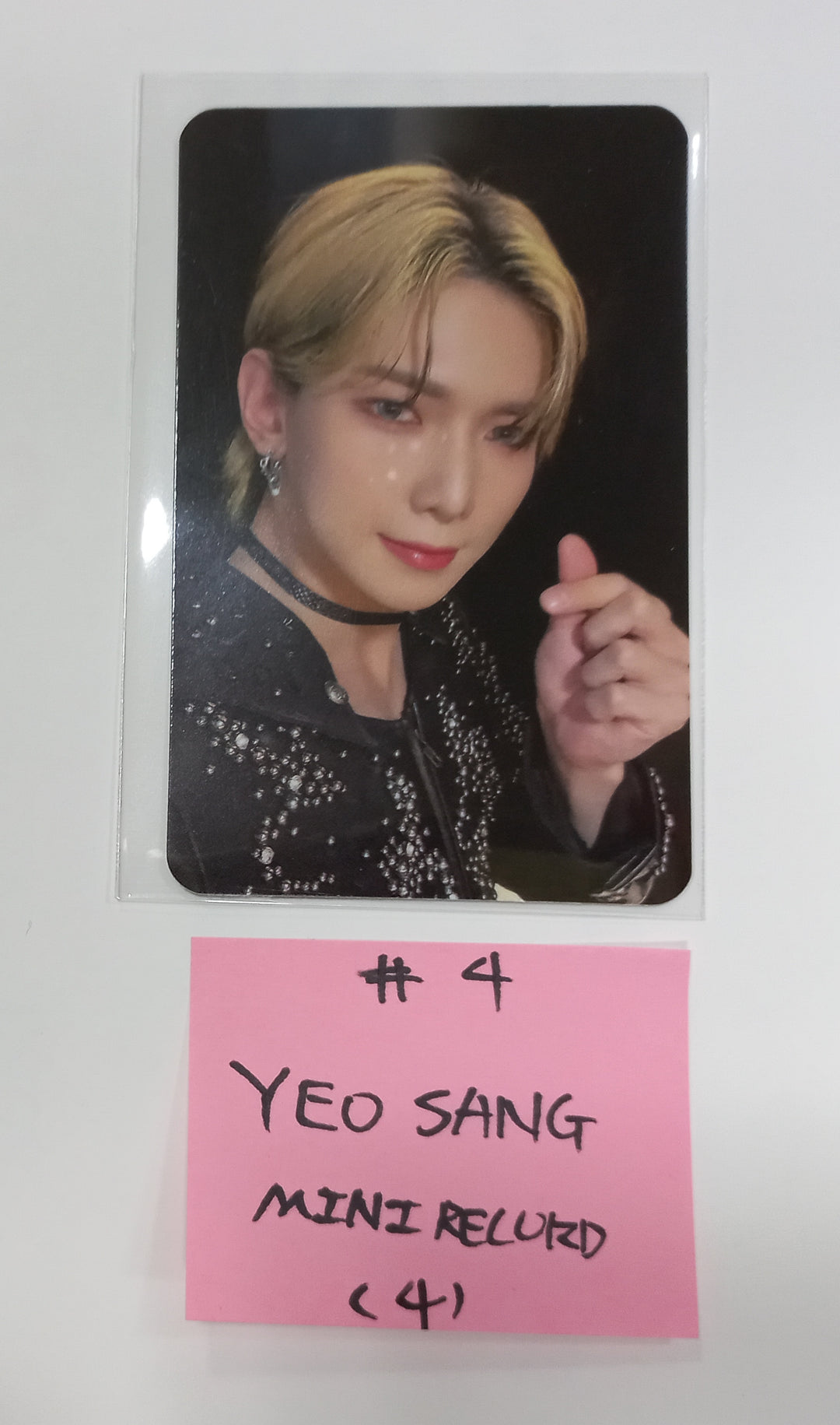 ATEEZ "THE WORLD EP.2 " -Mini Record Fansign Event Photocard [Platfrom Ver.] [23.10.31] - HALLYUSUPERSTORE