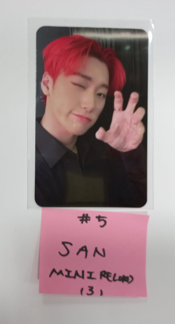 ATEEZ "THE WORLD EP.2 " -Mini Record Fansign Event Photocard [Platfrom Ver.] [23.10.31] - HALLYUSUPERSTORE