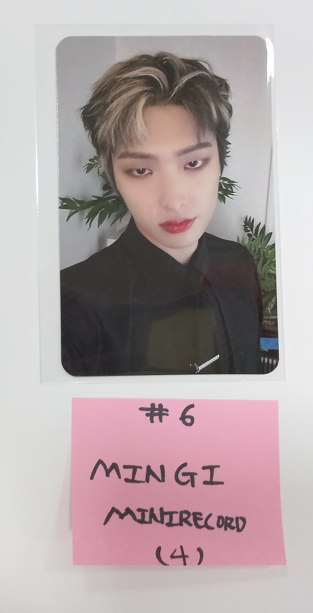 ATEEZ "THE WORLD EP.2 " -Mini Record Fansign Event Photocard [Platfrom Ver.] [23.10.31] - HALLYUSUPERSTORE