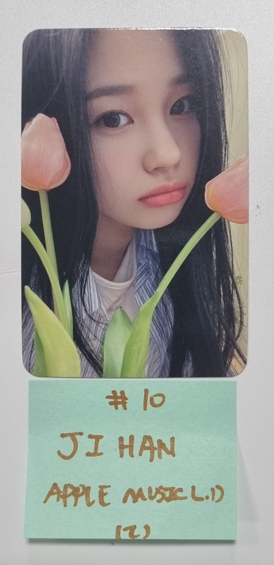 Weeekly "ColoRise" 5th Mini  - Apple Music Lucky Draw Event Photocard [23.11.03] - HALLYUSUPERSTORE