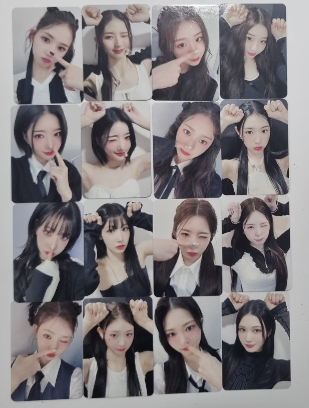 TripleS "EVOLution : Mujuk" - MMT Fansign Event Mini Postcard [23.11.03] - HALLYUSUPERSTORE