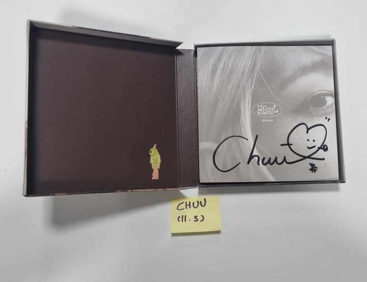 Chuu "Howl" - Hand Autographed(Signed) Album [23.11.03] - HALLYUSUPERSTORE