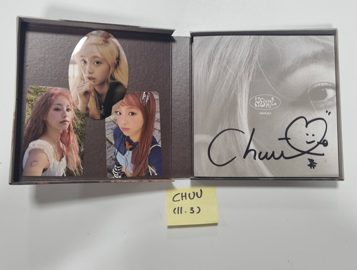 Chuu "Howl" - Hand Autographed(Signed) Album [23.11.03] - HALLYUSUPERSTORE