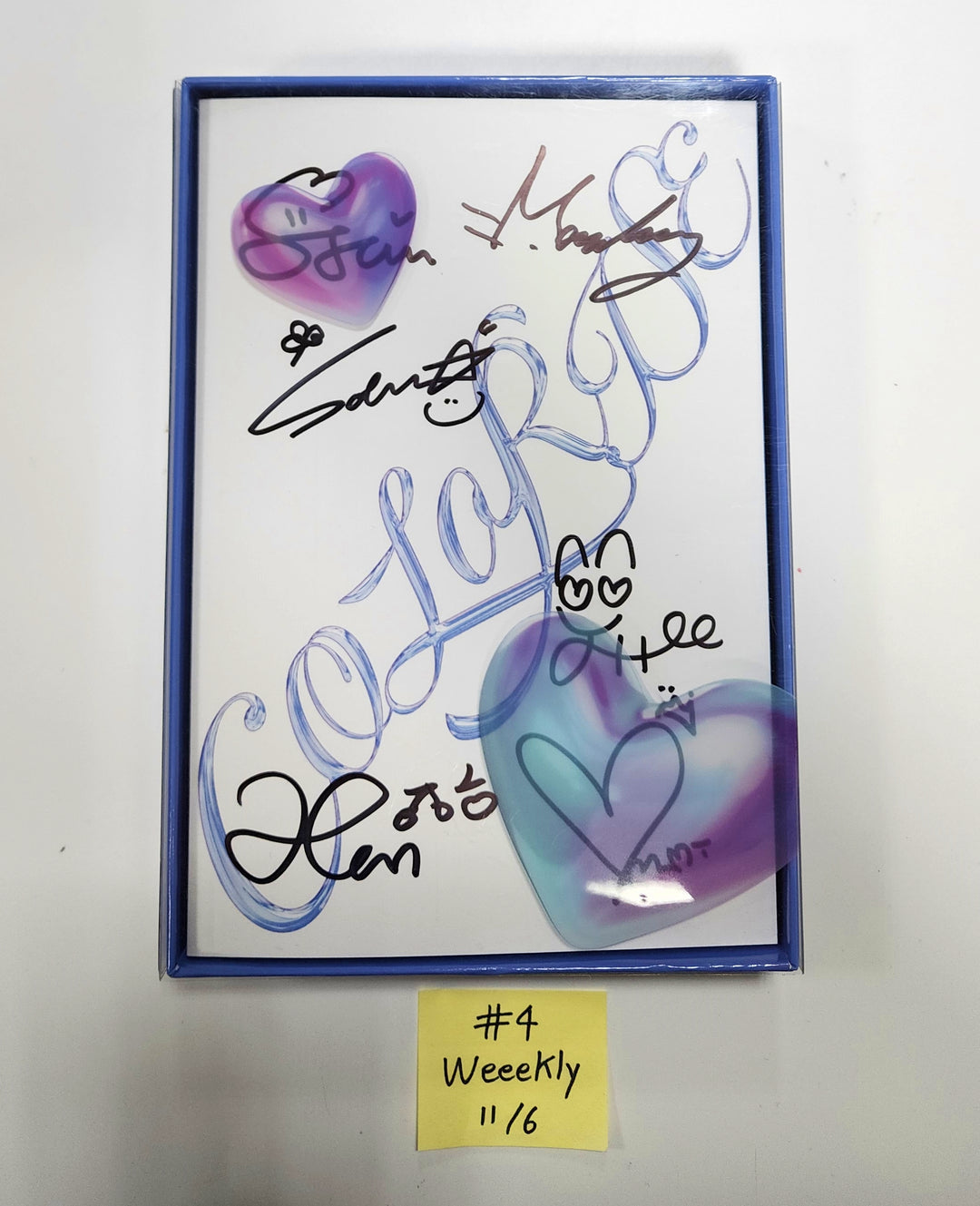 Weeekly 5th Mini "ColoRise" - Hand Autographed(Signed) Promo Album [23.11.06] - HALLYUSUPERSTORE