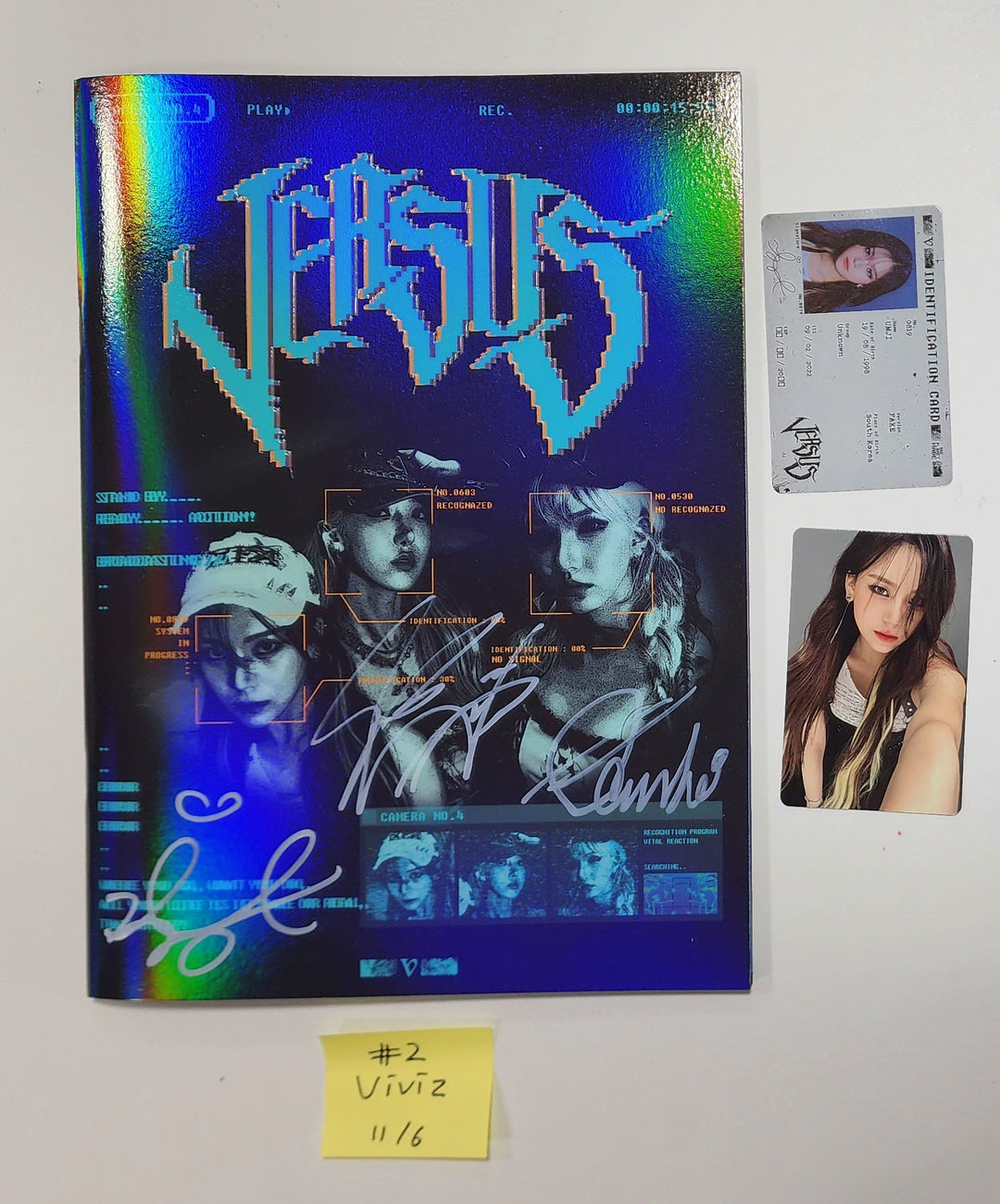 Viviz 4th Mini "VERSUS" - Hand Autographed(Signed) Promo Album [23.11.06] - HALLYUSUPERSTORE