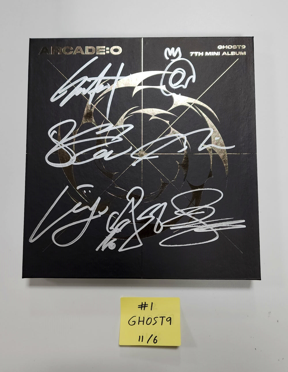 Ghost9 7th Mini "Arcade : O" - Hand Autographed(Signed) Promo Album [23.11.06] - HALLYUSUPERSTORE