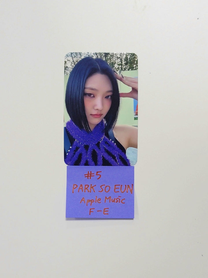 Weeekly 5th Mini "ColoRise" - Apple Music Fansign Event Photocard [23.11.06] - HALLYUSUPERSTORE