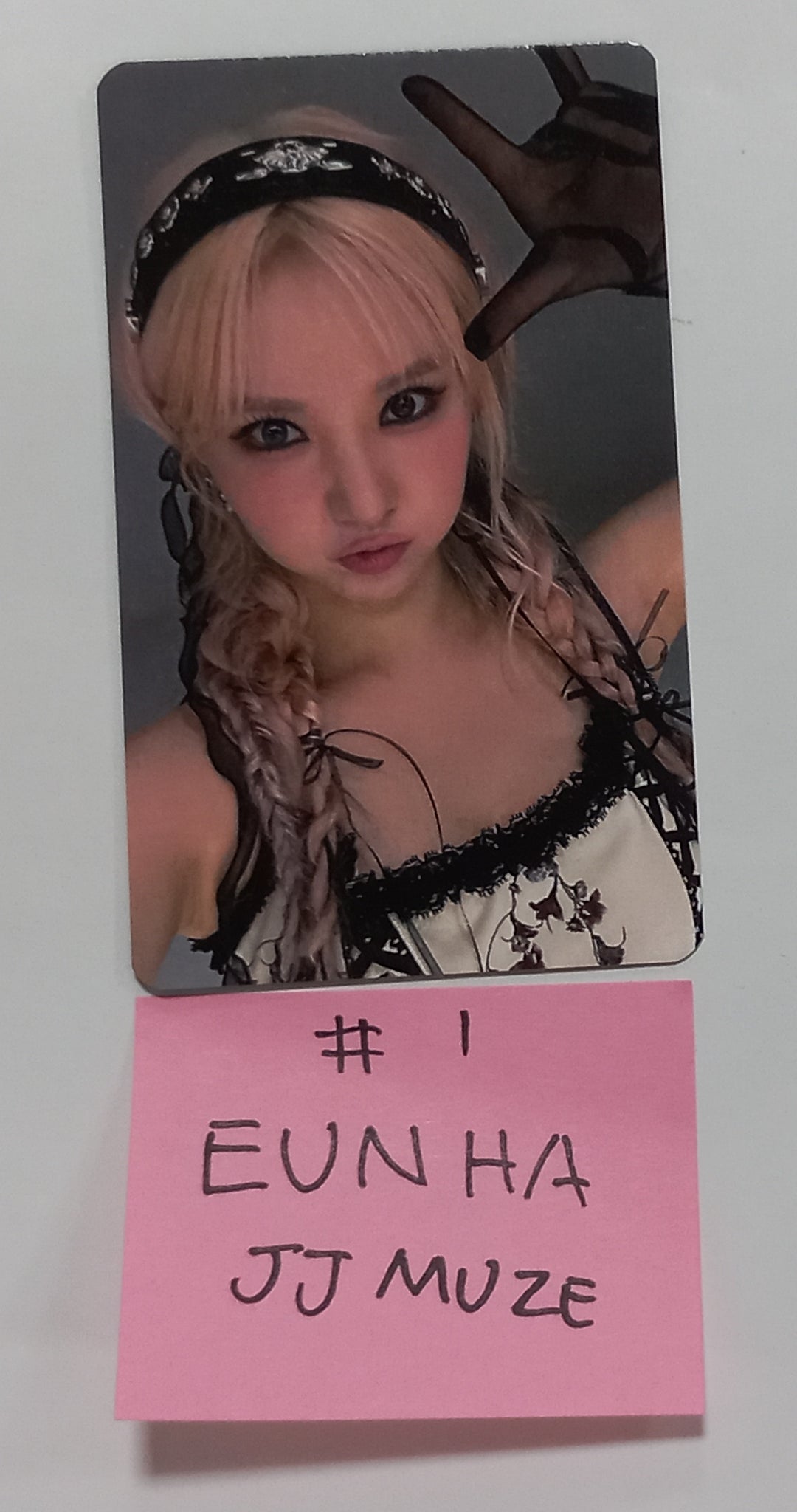 VIVIZ "VERSUS" - JJ Muze Fansign Event Photocard [23.11.08] - HALLYUSUPERSTORE