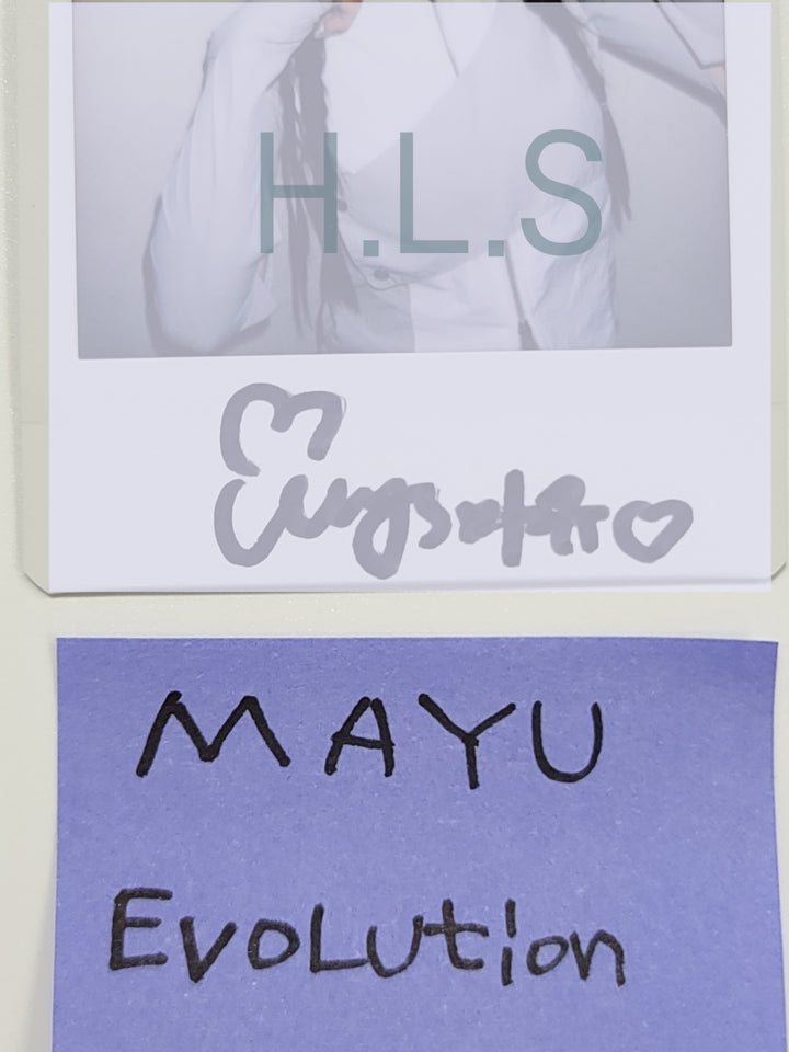 MAYU (Of TripleS) "EVOLution : Mujuk" - Hand Autographed(Signed) Polaroid [23.11.10] - HALLYUSUPERSTORE