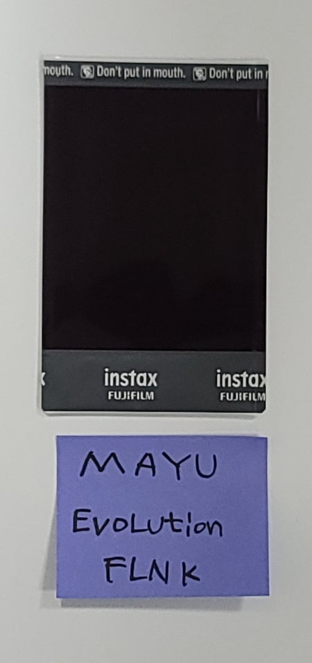 MAYU (Of TripleS) "EVOLution : Mujuk" - Hand Autographed(Signed) Polaroid [23.11.10] - HALLYUSUPERSTORE