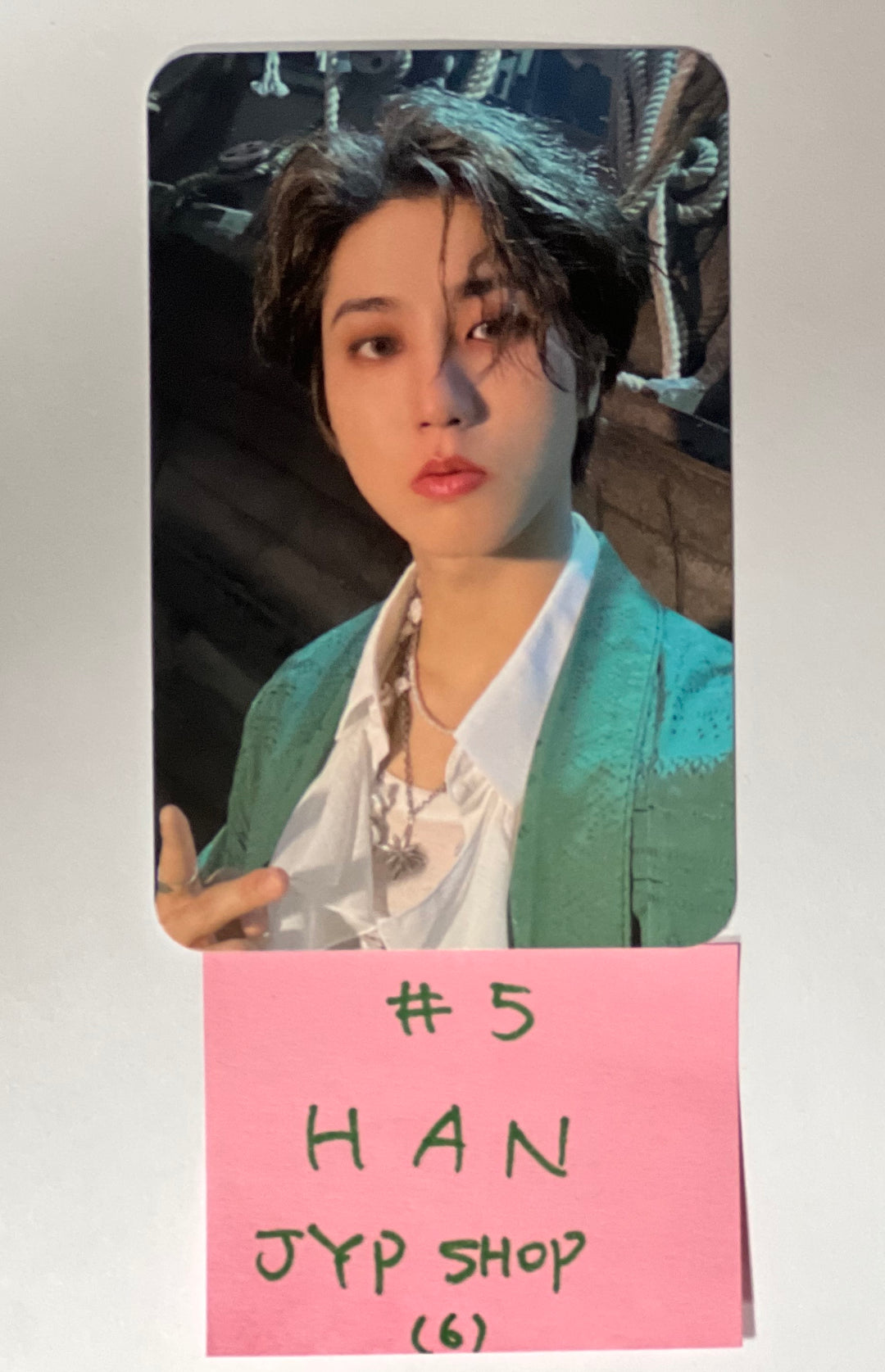 Stray Kids "樂-Star" - JYP Shop Pre-Order Benefit Photocard [Restocked] [23.11.13] - HALLYUSUPERSTORE
