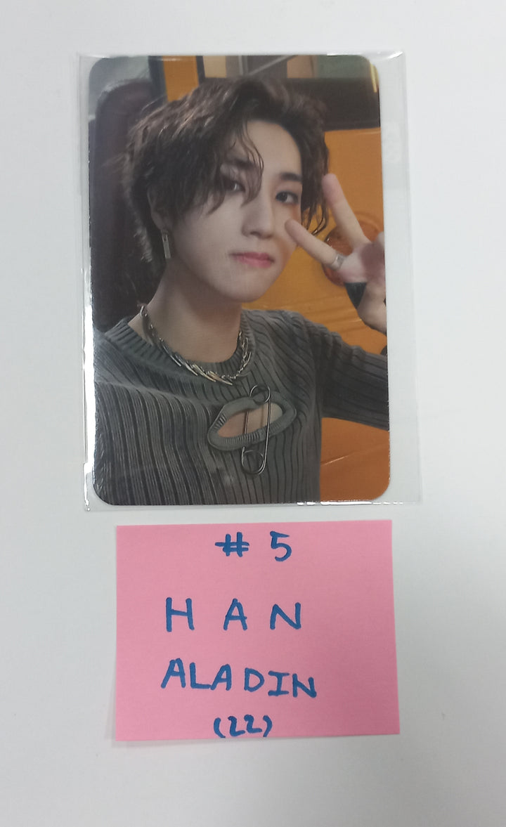 Stray Kids "樂-Star" - Aladin Pre-Order Benefit Photocard [23.11.13] - HALLYUSUPERSTORE