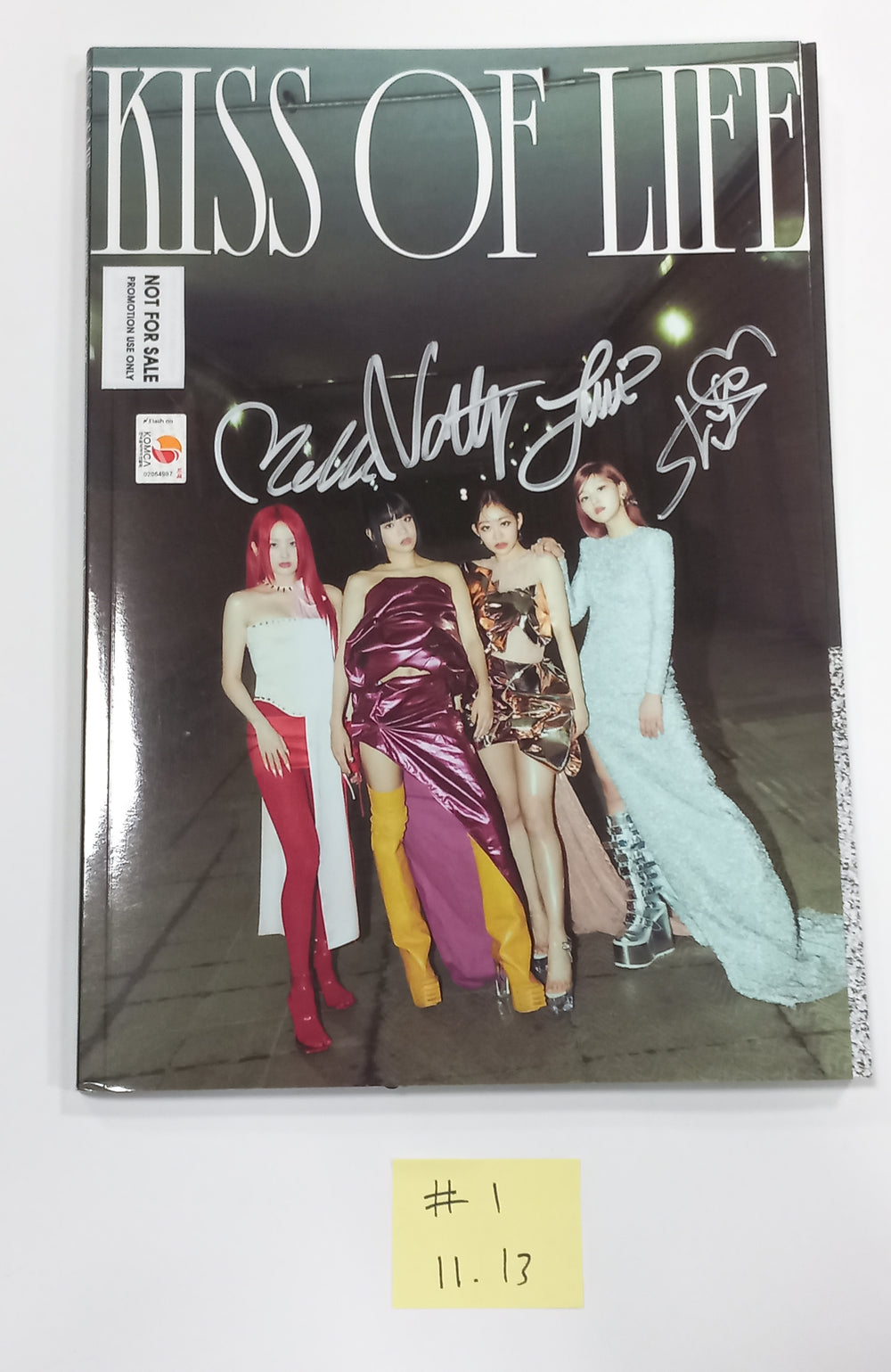 KISS OF LIFE "Born to be XX" - Hand Autographed(Signed) Promo Album [23.11.13] (Restocked 11/15) - HALLYUSUPERSTORE
