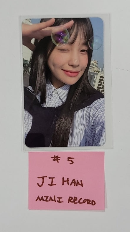 Weeekly "ColoRise" 5th mini - Mini Record Fansign Event Photocard [23.11.15] - HALLYUSUPERSTORE