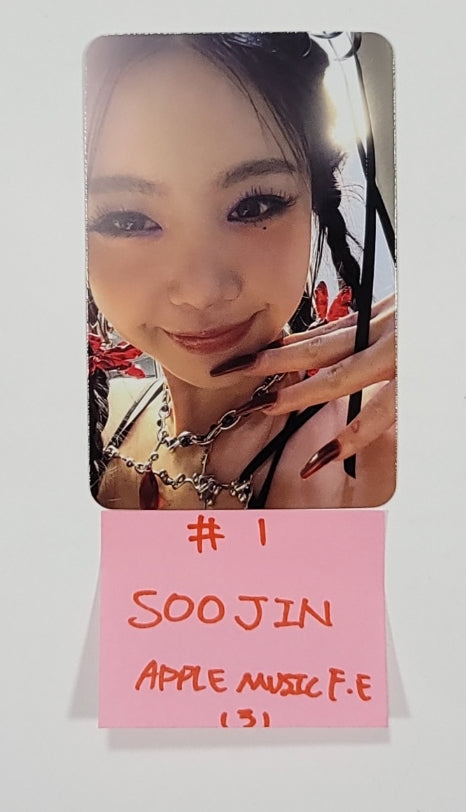 Soojin "아가씨" 1st EP - Apple Music Fansign &amp; Pre-Order Benefit Photocard [23.11.15] - HALLYUSUPERSTORE