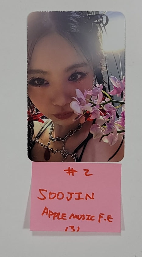 Soojin "아가씨" 1st EP - Apple Music Fansign &amp; Pre-Order Benefit Photocard [23.11.15] - HALLYUSUPERSTORE