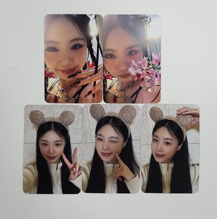 Soojin "아가씨" 1st EP - Apple Music Fansign &amp; Pre-Order Benefit Photocard [23.11.15] - HALLYUSUPERSTORE