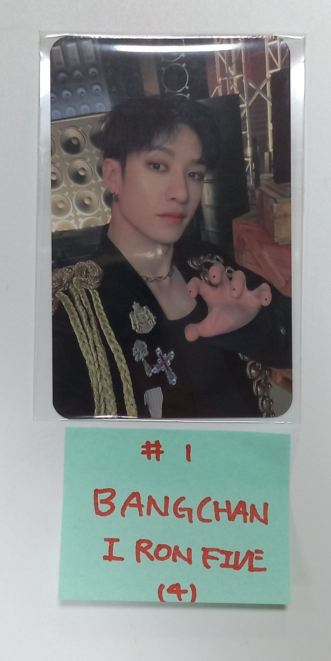 Stray Kids "樂-Star" - Iron Five Special Gift Photocard [23.11.16] - HALLYUSUPERSTORE
